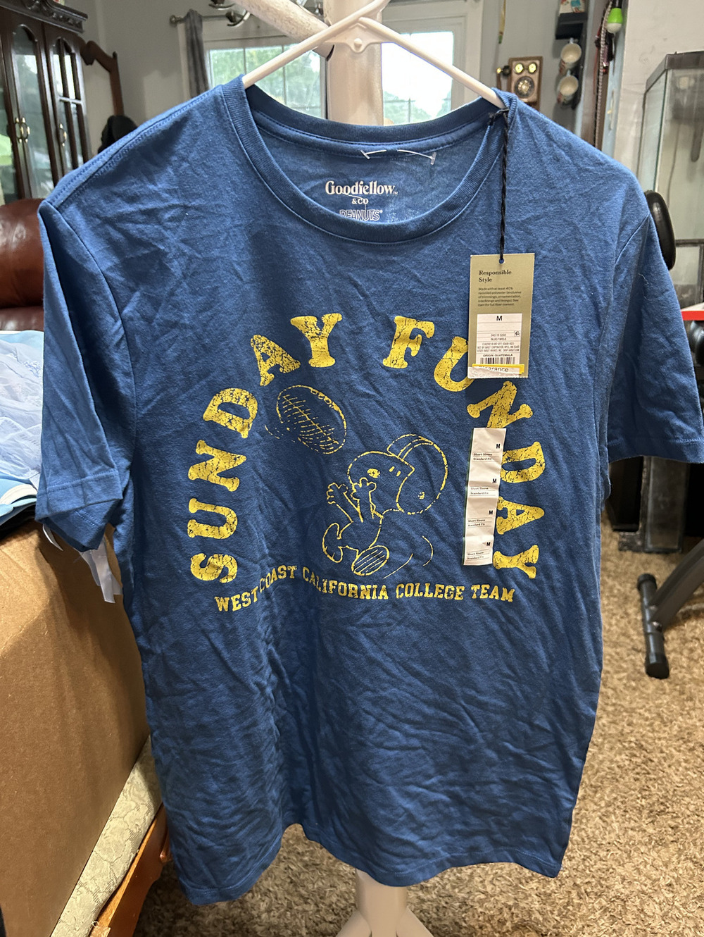 Goodfellow & Co Peanuts Sunday Funday Graphic T-Shirt Medium
